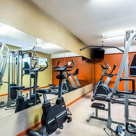 Quaint Inn & Suites マクヘンリー エクステリア 写真