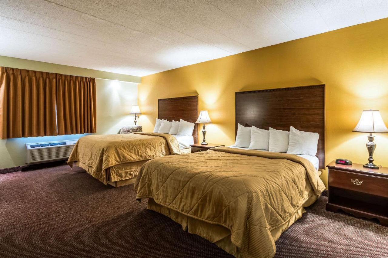 Quaint Inn & Suites マクヘンリー エクステリア 写真